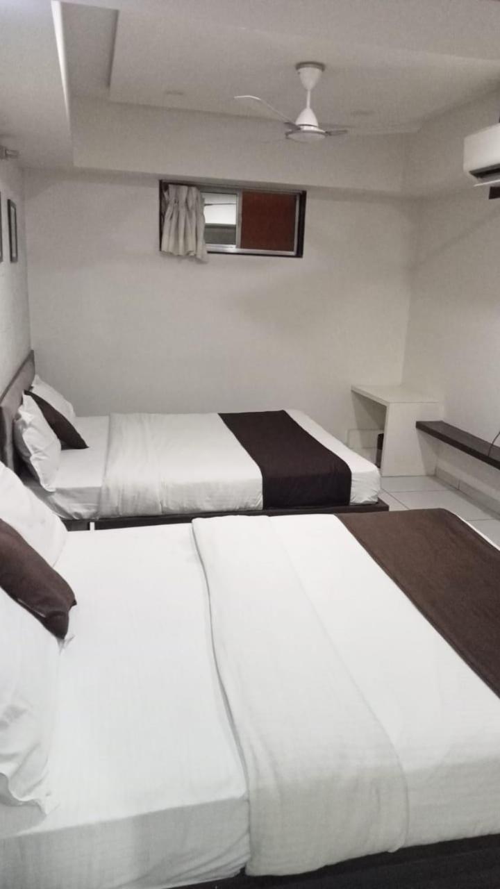 Hotel Best Velly Gandhinagar Bagian luar foto