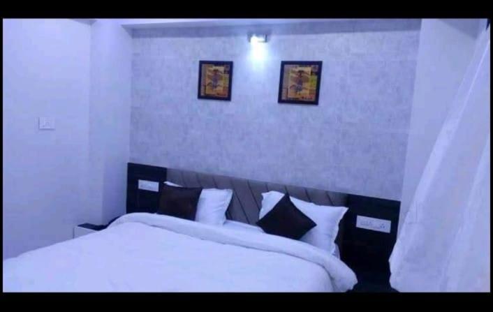 Hotel Best Velly Gandhinagar Bagian luar foto