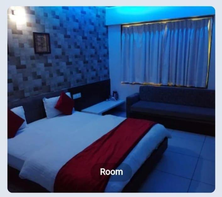 Hotel Best Velly Gandhinagar Bagian luar foto